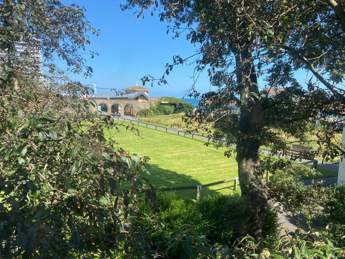 Warwick House - Stunning House With Terrace And Sea Views, Sleeps 11 Villa Worthing Buitenkant foto